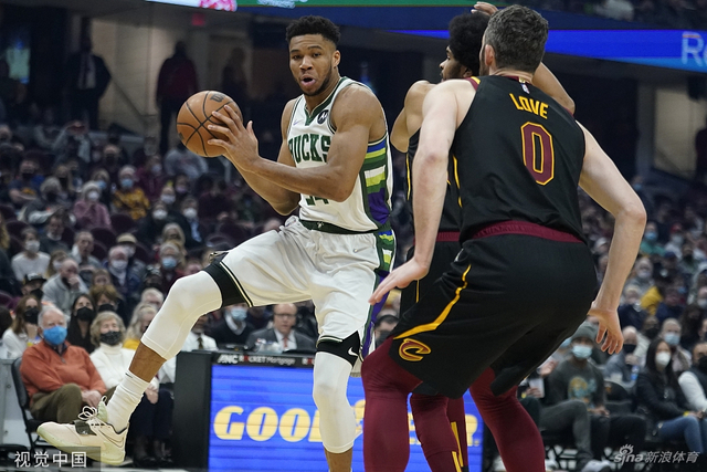 场上比分依 场上比分依