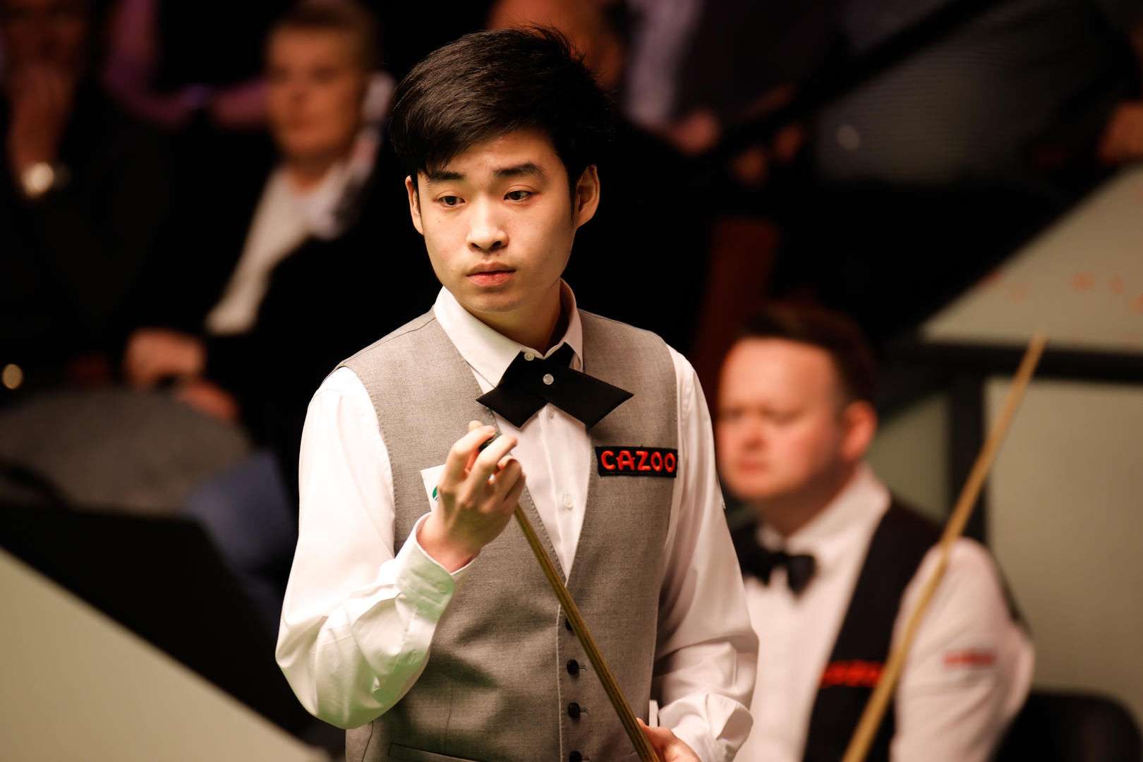 在男子和女 在男子和女