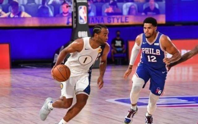 平整的草皮 平整的草皮